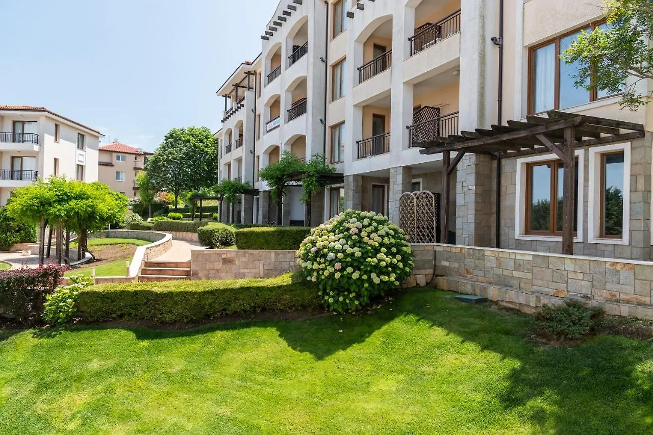 Созопол Парадайс Блу Апартаментс Apartman
